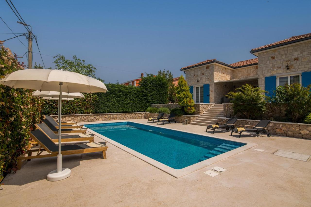 Villa Augusta Malinska Exterior foto